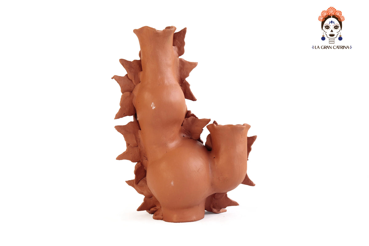Candelero de Barro Natural con Cráneos para 2 Velas - 23 cm. 9 in. Candelabros