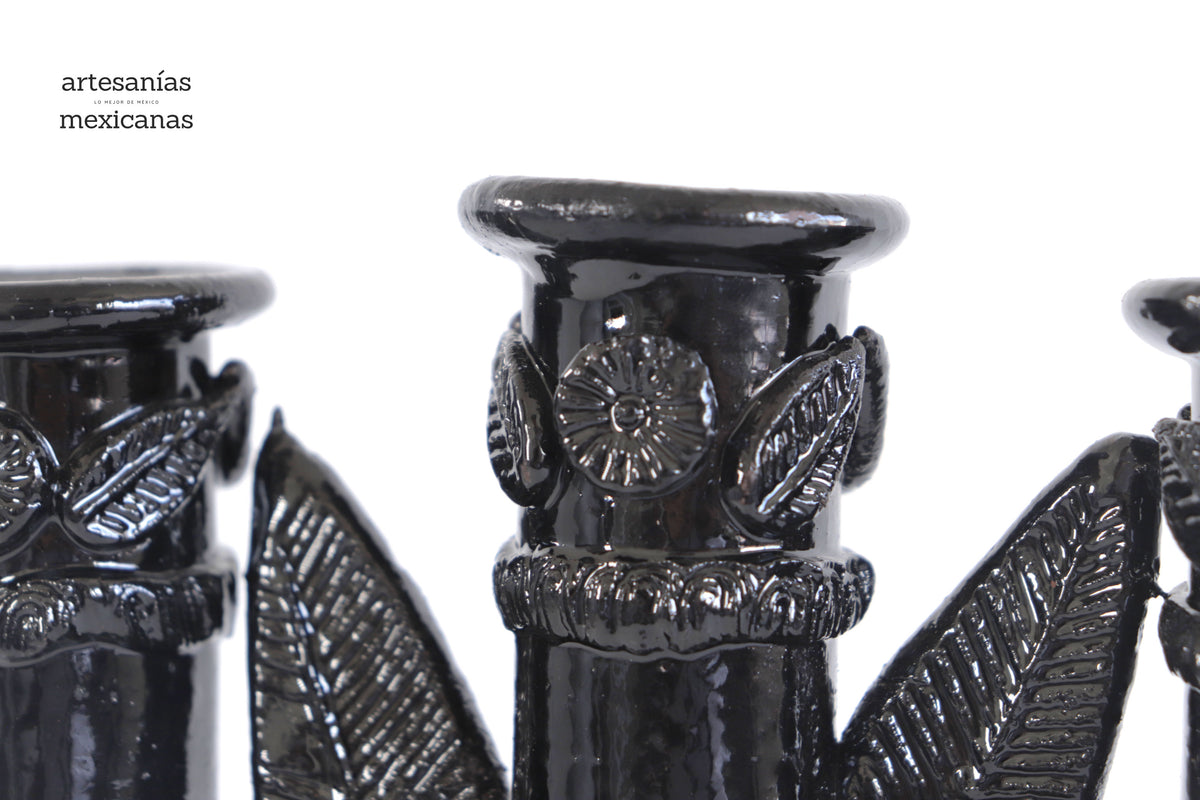 Candelero de 3 velas negro - 23 cm. 9 in