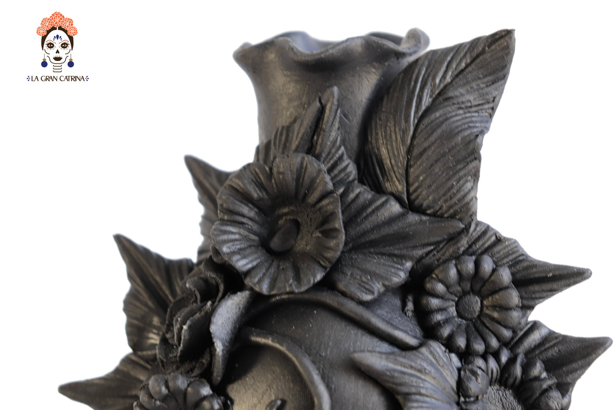 Candelabro de Barro para 3 Velas con Dos Cráneos 31.5 cm 12.2 in.