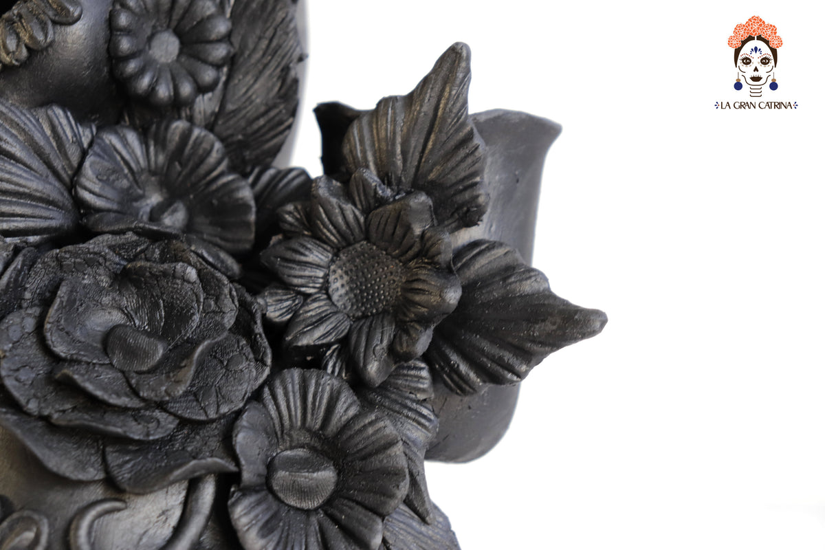 Candelabro de Barro para 3 Velas con Dos Cráneos 31.5 cm 12.2 in.