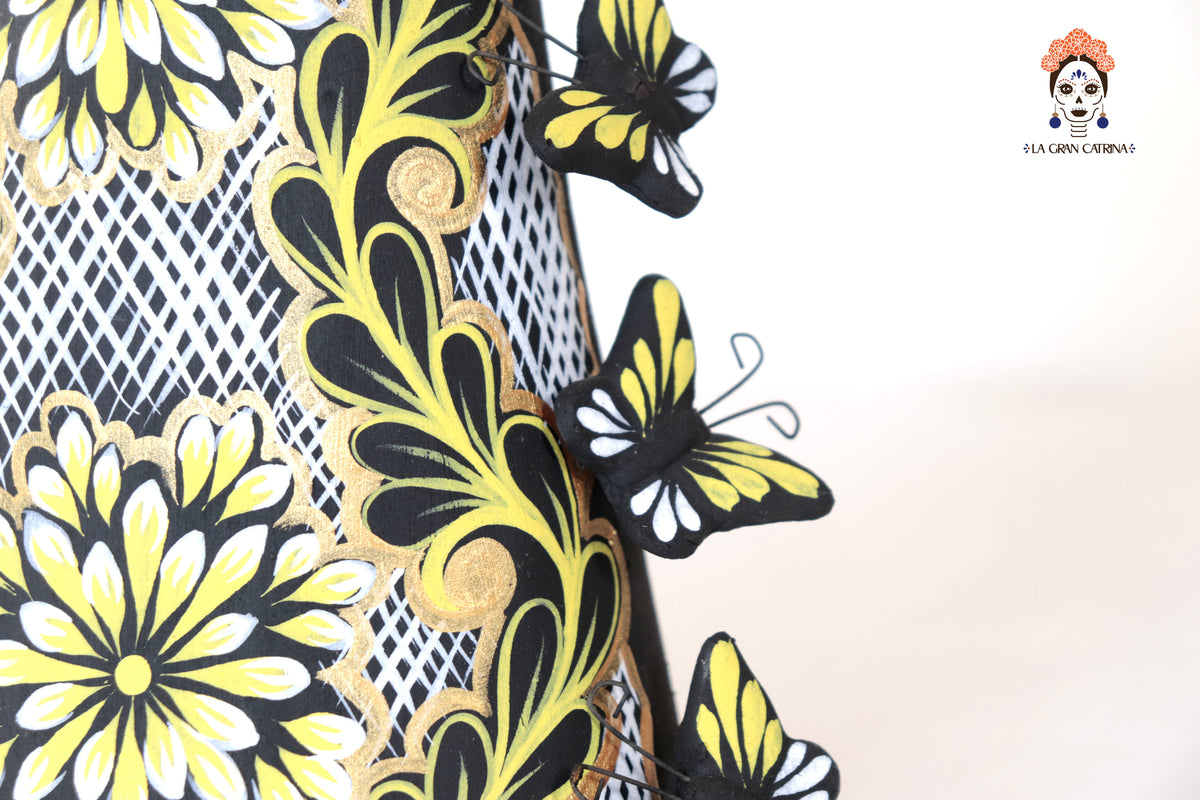 Catrinas hermanas de mariposas - Blanco y amarillo - 50 cm. 20 in. Catrina