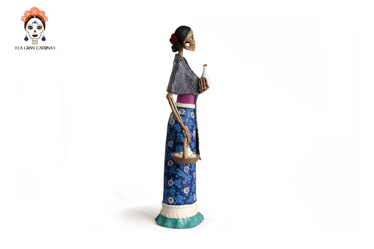 Catrina Huevera con Pato - 65 cm. 26 in. Catrina