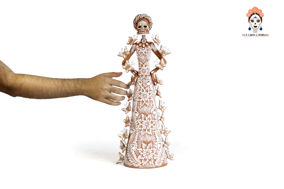 Catrina mariposas natural y blanco - 50 cm. 20 in. Catrina
