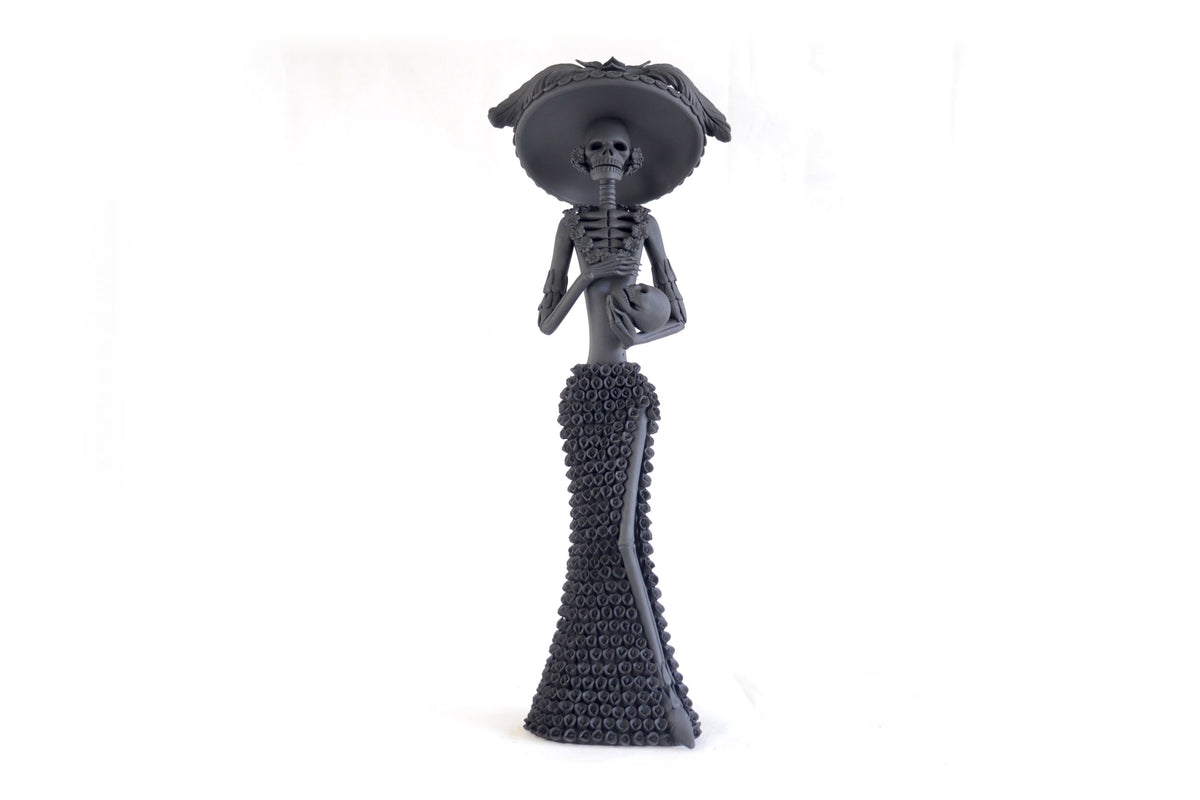 Catrina negra con Alcatraces - 50 cm. 20 in.