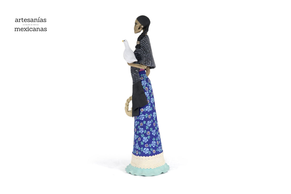 Catrina huevera - 47 cm. 19 in.