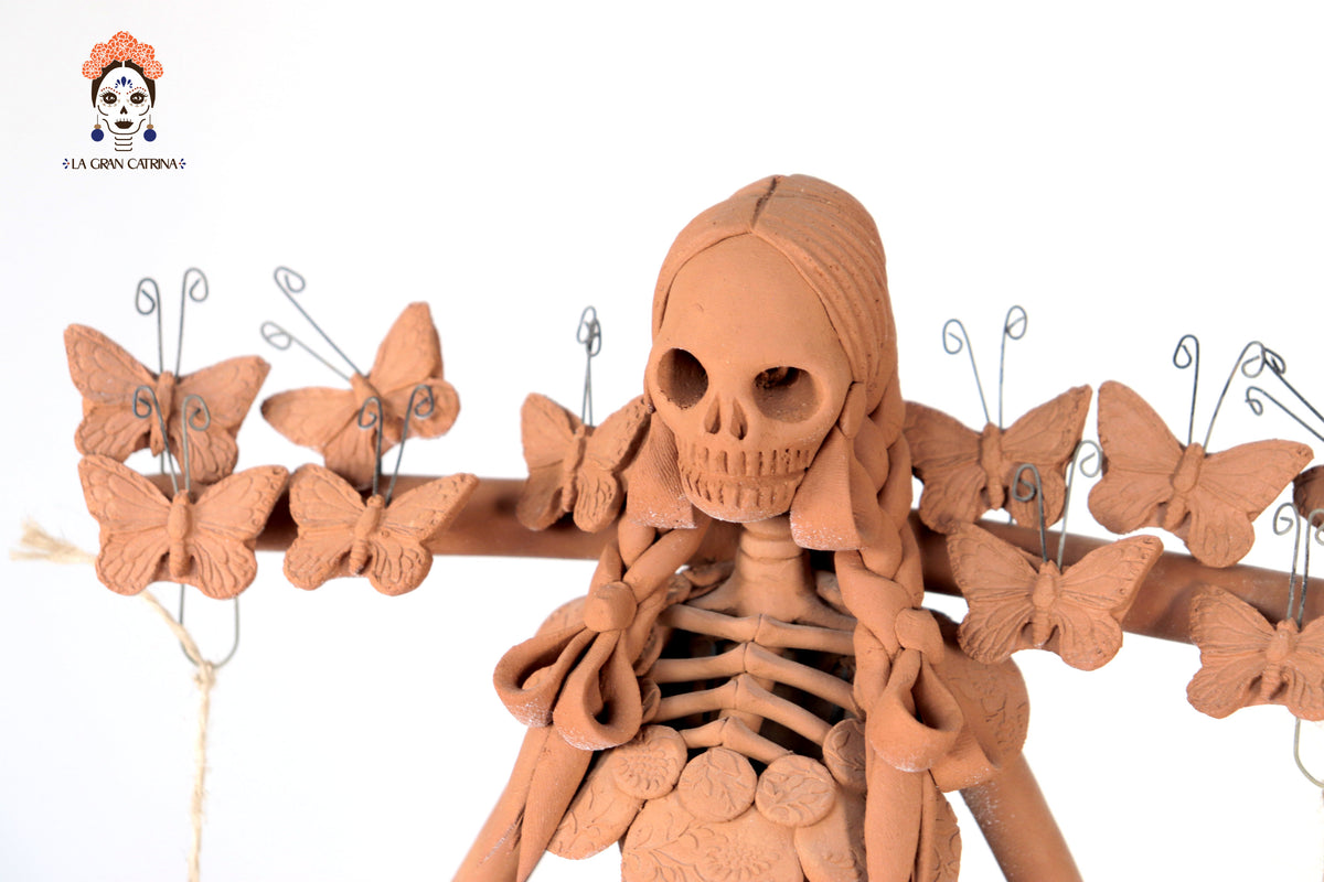 Catrina con Jarrones 38 Cm. 14.9 In. Catrina