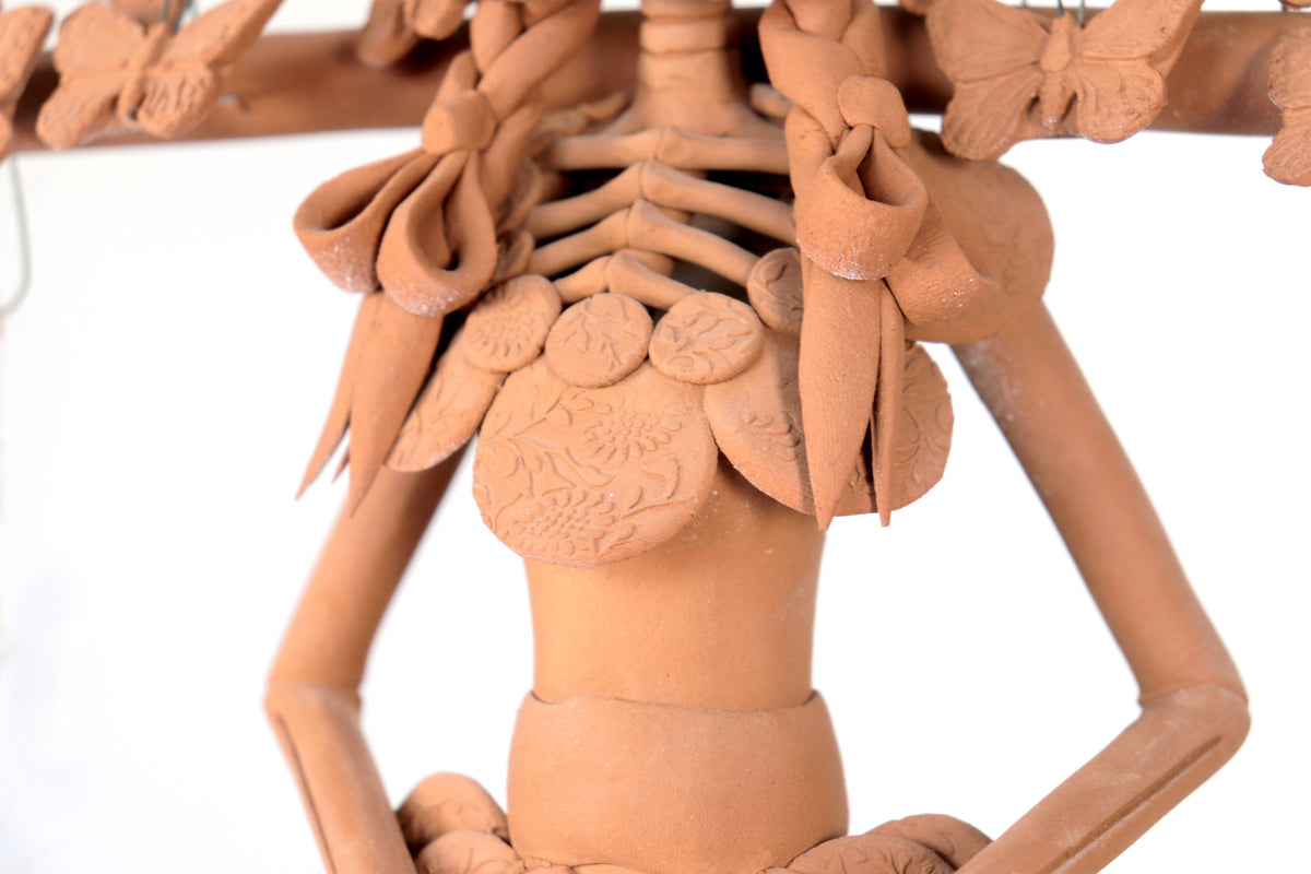 Catrina con Jarrones 38 Cm. 14.9 In. Catrina