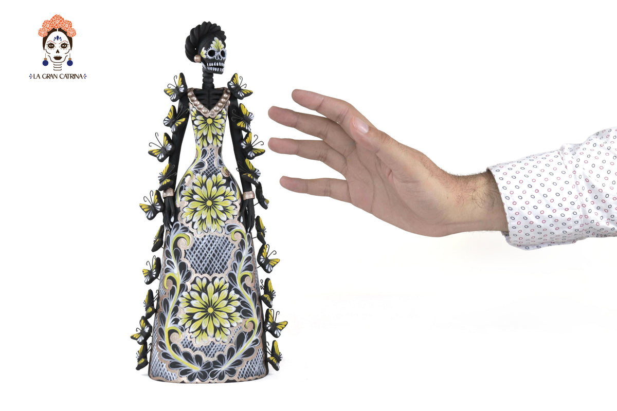 Catrina de mariposas blancas y amarillas - 30 cm. 12 in.