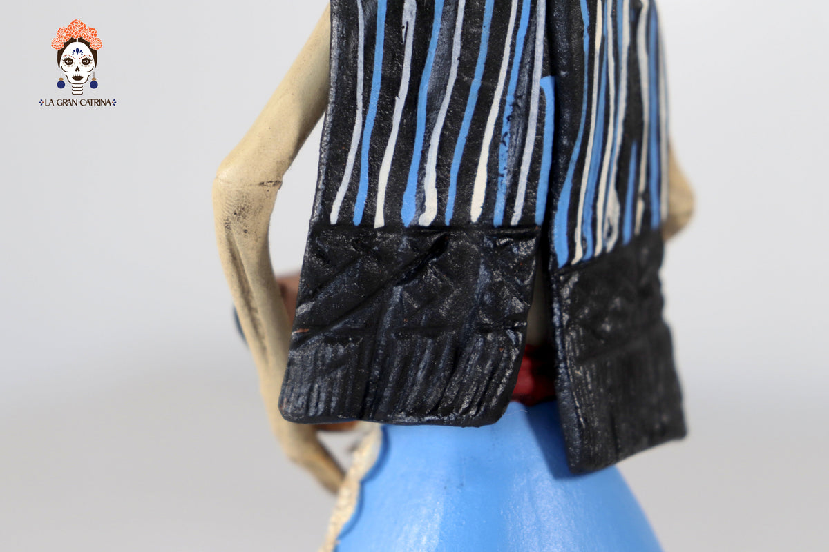 Catrina con cantarito - 21 cm. 8.2 in.