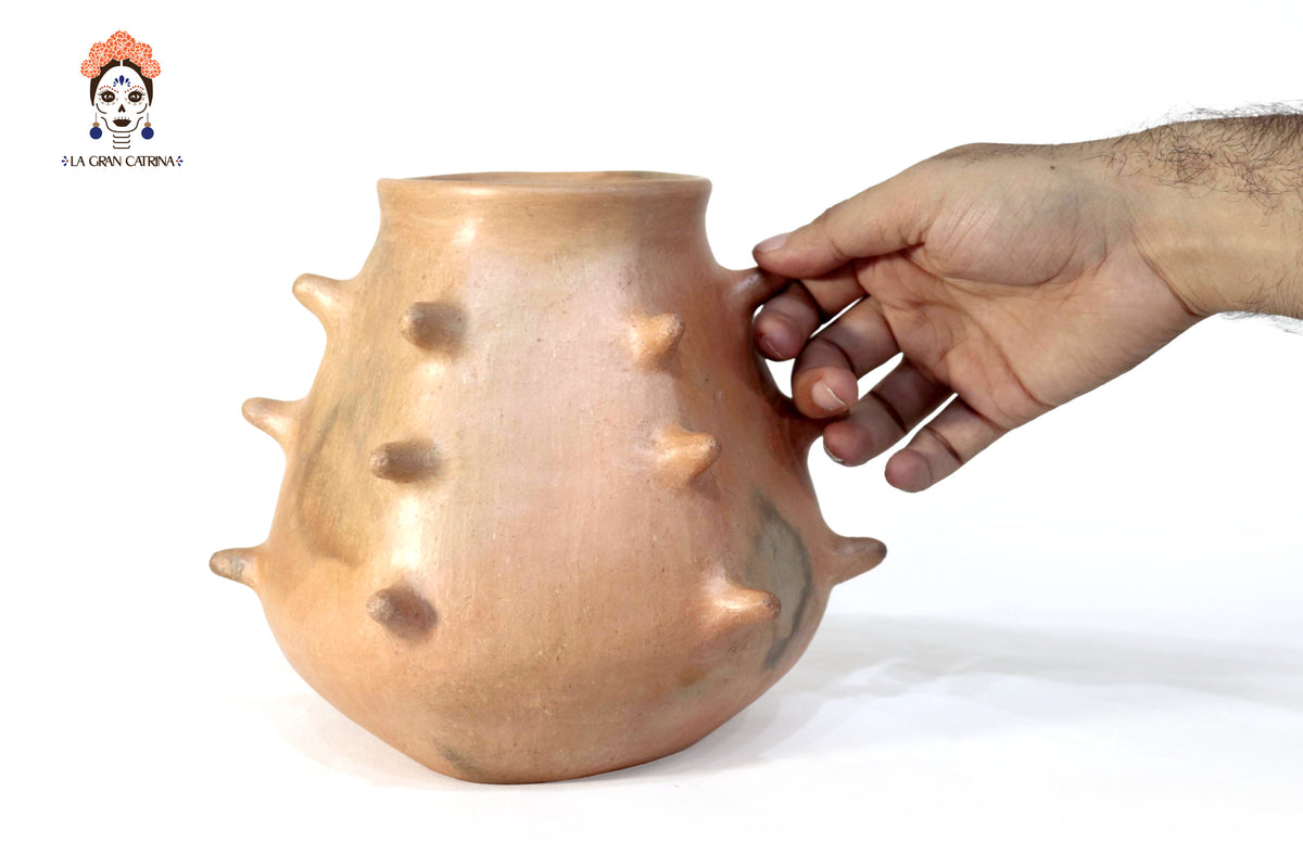 Vasija Mixe Ancestral de picos - 20 Cm. 7.8 In. Mixe