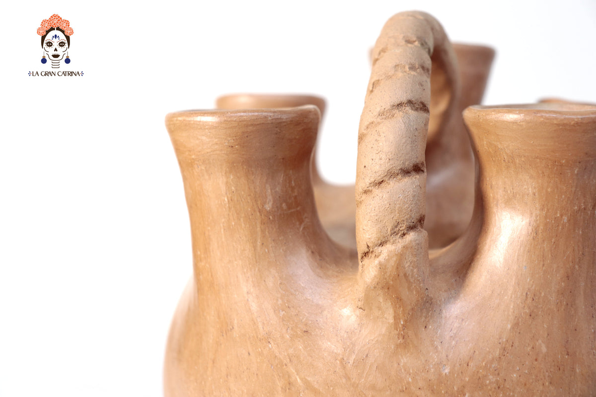 Vasija Mixe Ancestral Cola de Tlacuache II - 17 Cm. 6.6 In. Mixe