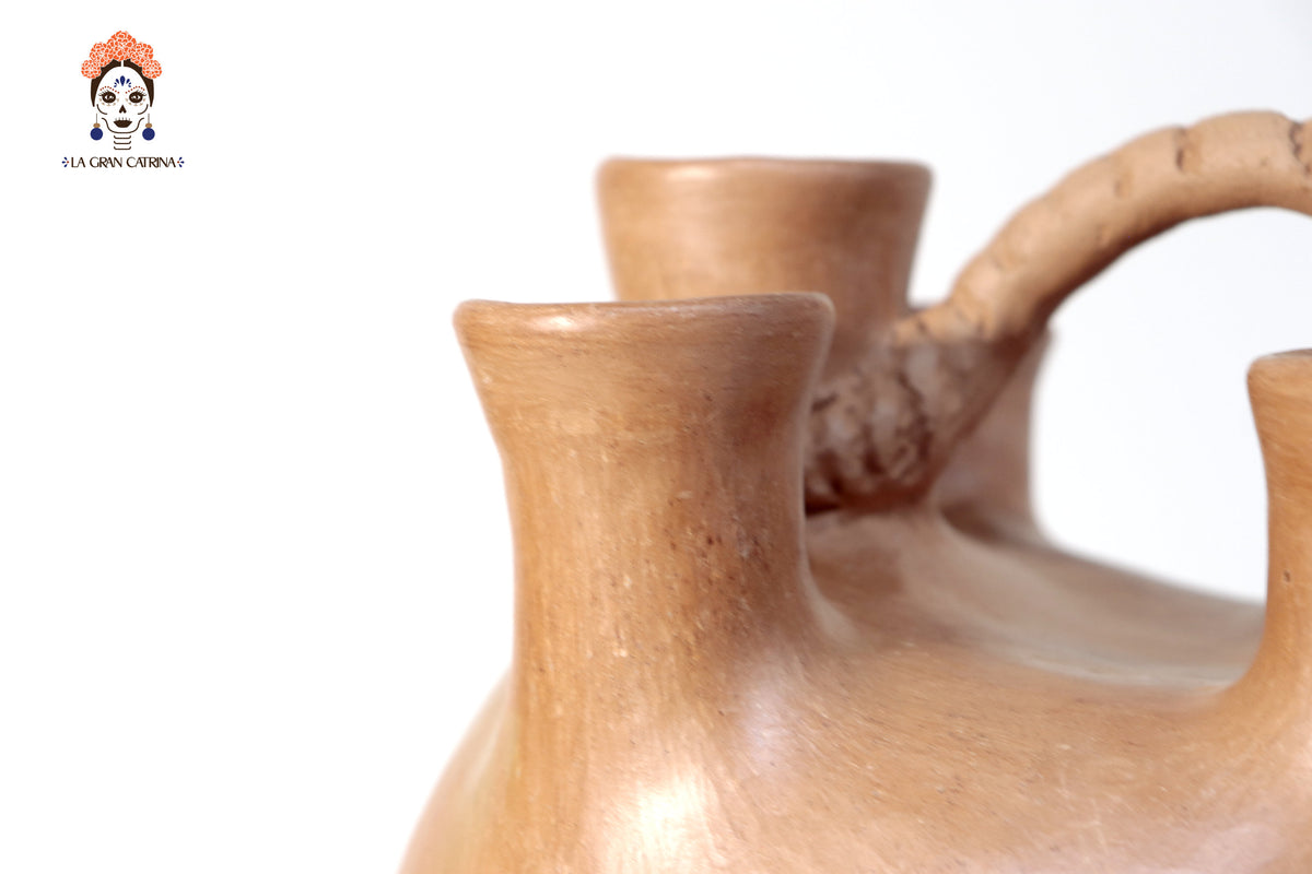 Vasija Mixe Ancestral Cola de Tlacuache II - 17 Cm. 6.6 In. Mixe