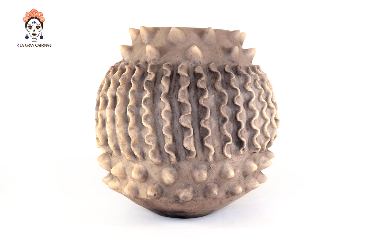 Jarrón de Barro Texturizado - 30 Cm. 11.8 In. Artesanía