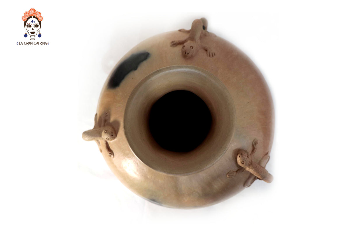 Vasija Mixe Ancestral con asas de lagartijas - 45 Cm. 17.7 In. Mixe