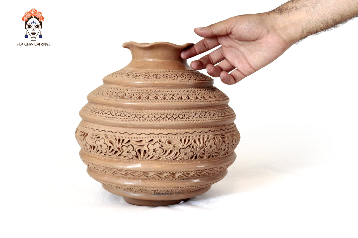 Jarrón Mielero de San Bartolo - 26 Cm. 10.2 In. Barro negro