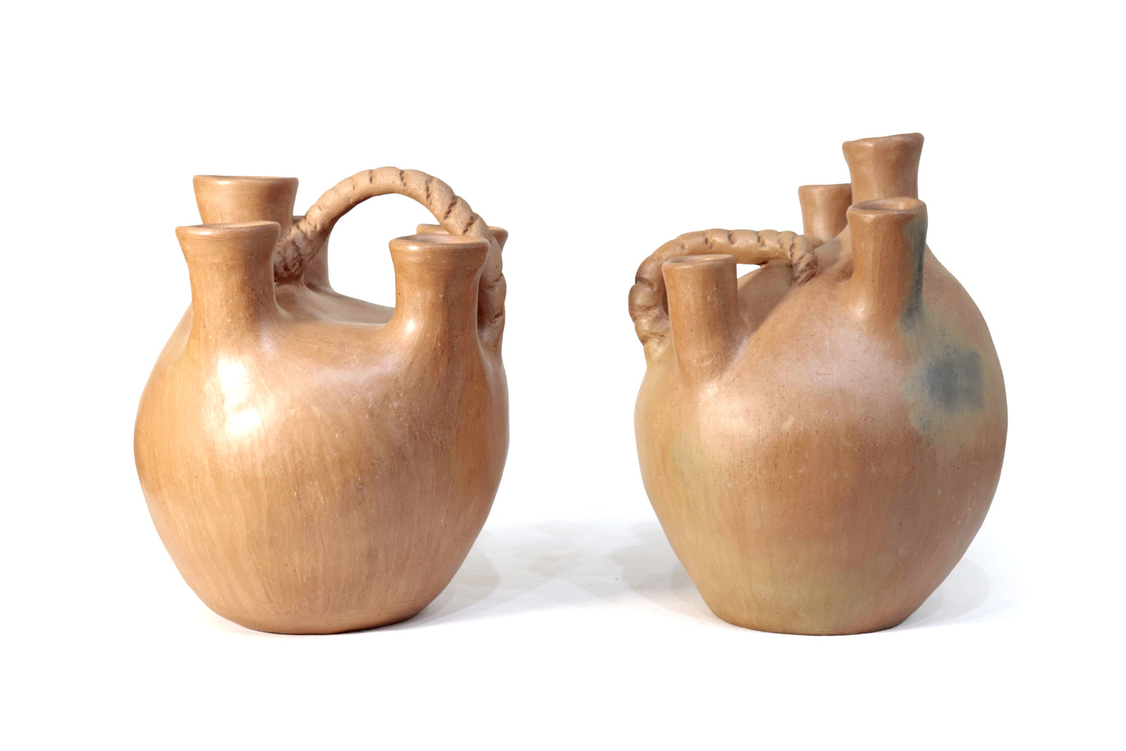 Pareja de Vasija Mixe Ancestral Cola de Tlacuache - 17 Cm. 6.6 In. - Sobre Pedido Mixe