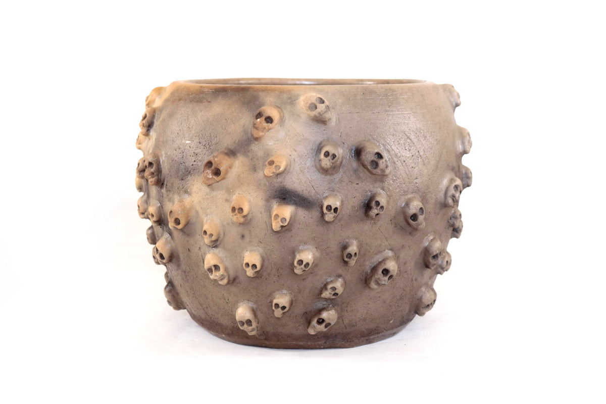 Maceta de Barro con Calaveras - 22.5 Cm. 8.8 In. Artesanía