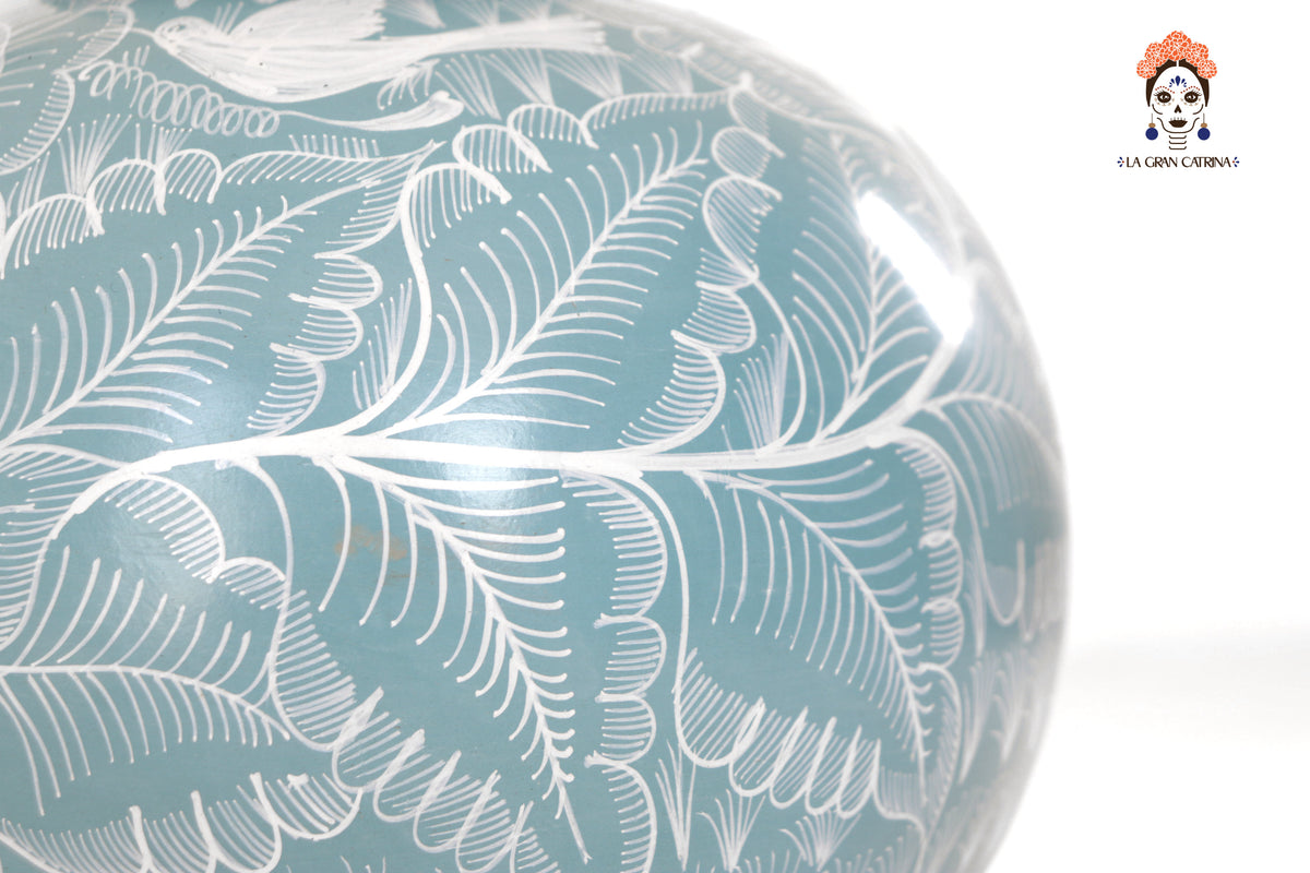 Jarrón de follaje verde con aves - Huancito - 29.5 cm. 11.6 In.