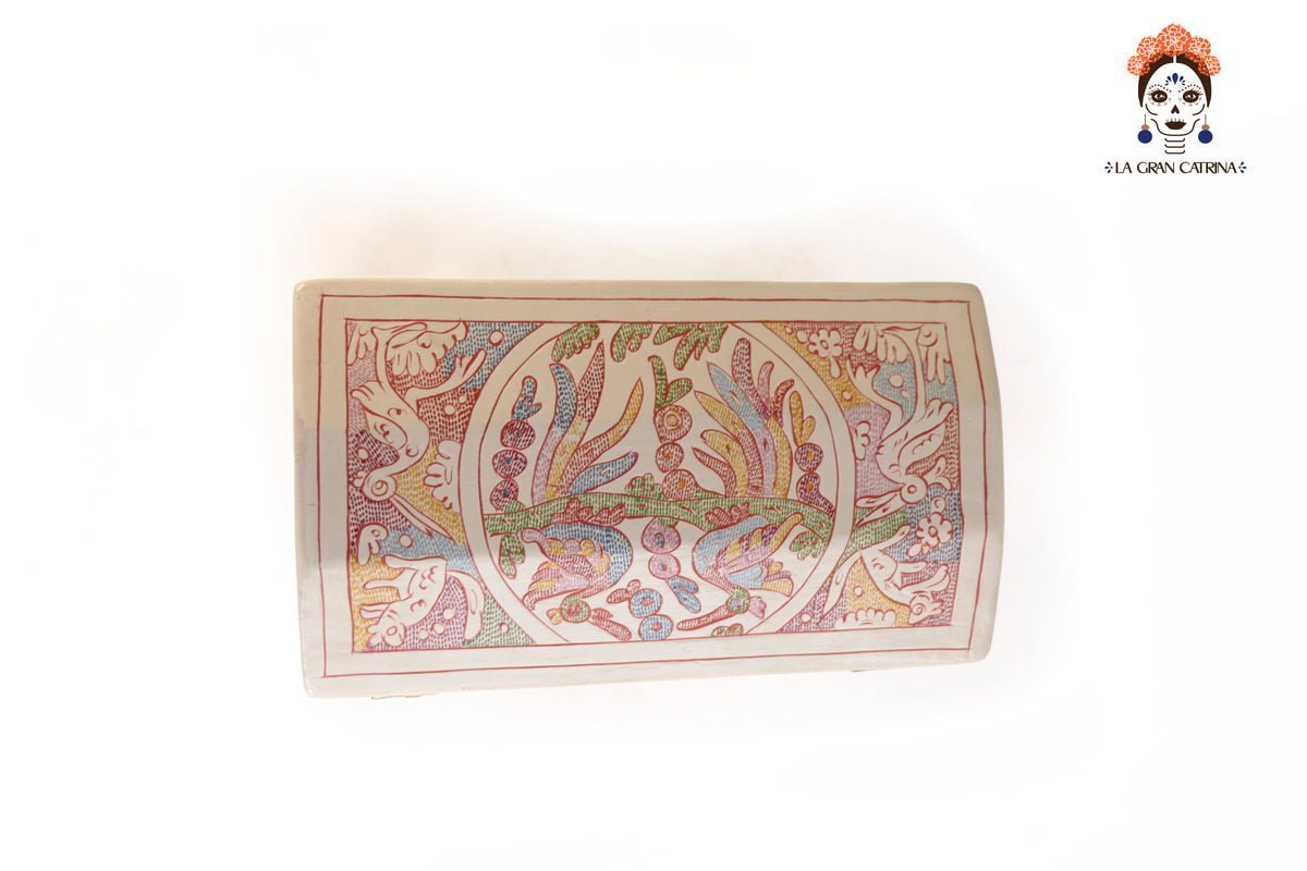 Cofre Artesanal de Olinalá Blanco con Aves - 19.5 cm. 7.7 in.