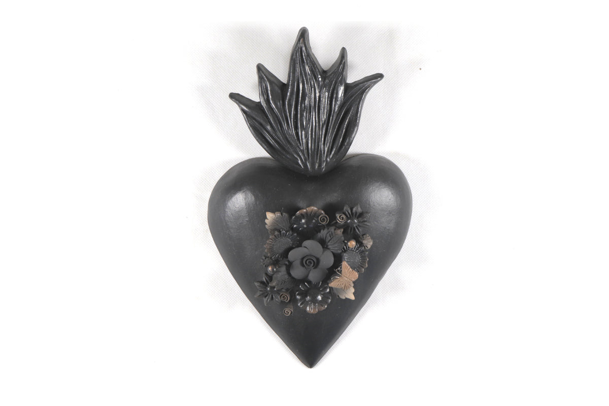 Corazón de Barro Color Negro II - 25 Cm. 9.8 In. Artesanía