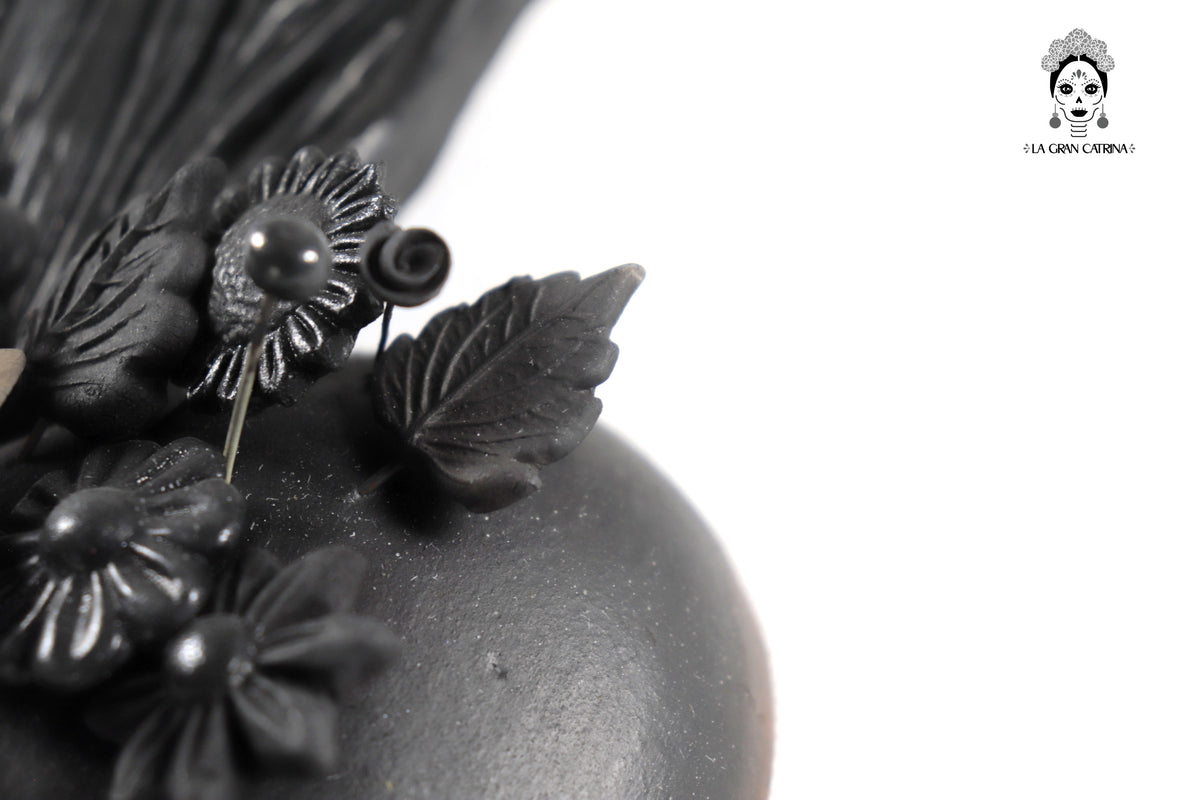 Corazón de Barro Color Negro - 25 Cm. 9.8 In. Artesanía