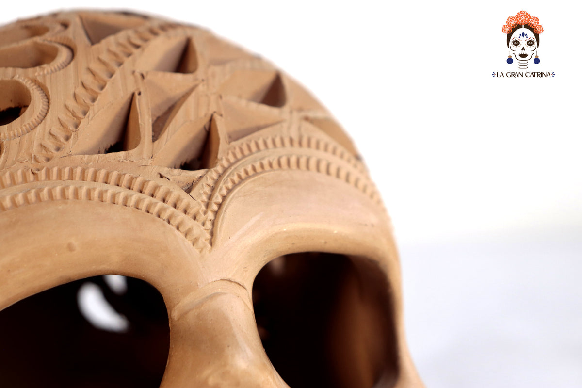 Cráneo Barro Natural - 18 cm. 7.1 in.