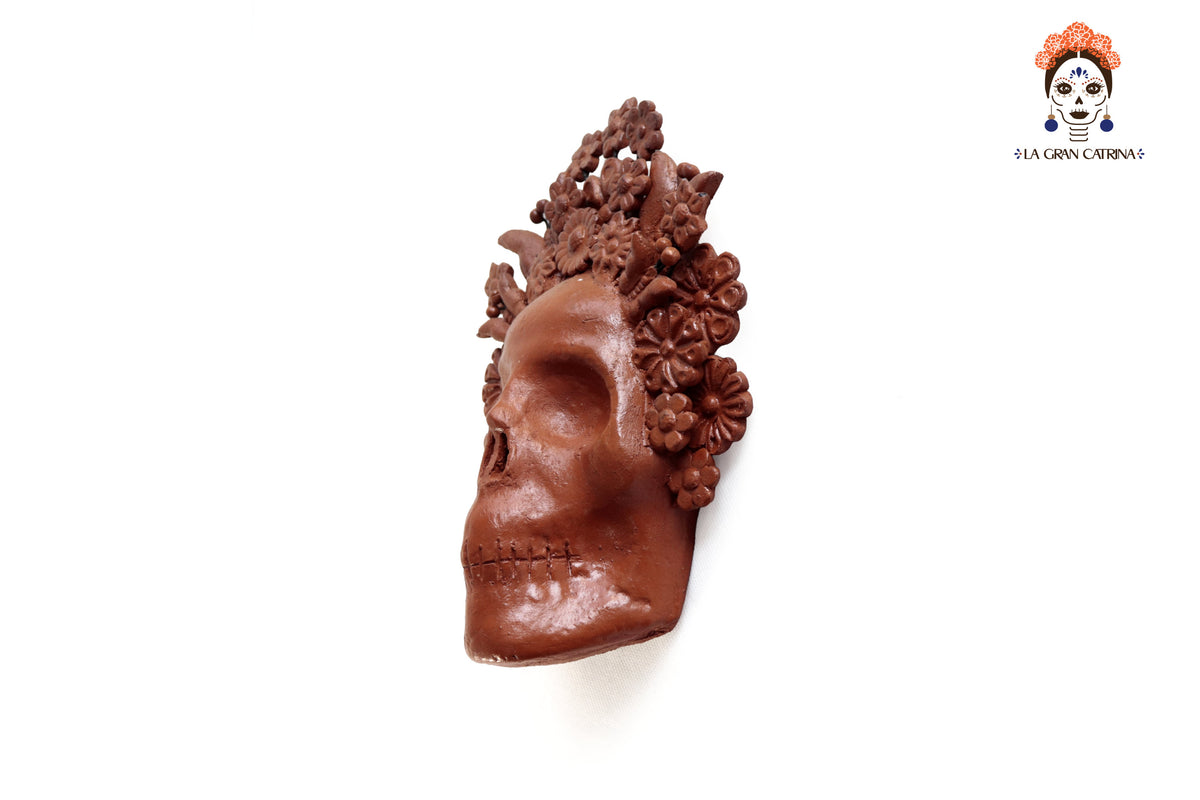 Calavera con Tocado Barro Rojo Natural - 21 cm. 8.2 in.