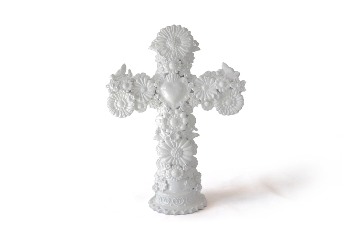 Cruz blanca - Barro vidriado - 38 cm. 15 in.