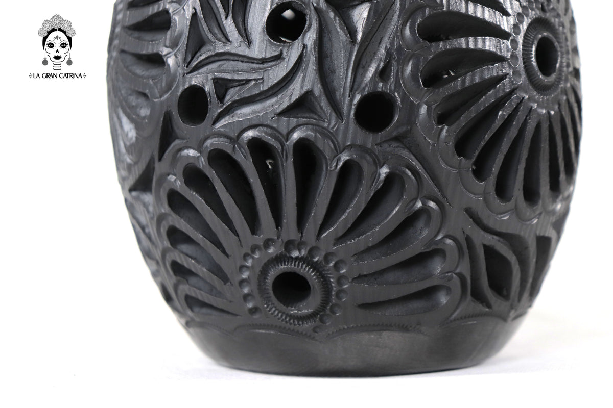 Jarrón &quot;Río chico&quot; Artesanal de Barro Negro 36 cm. 14.1 in.