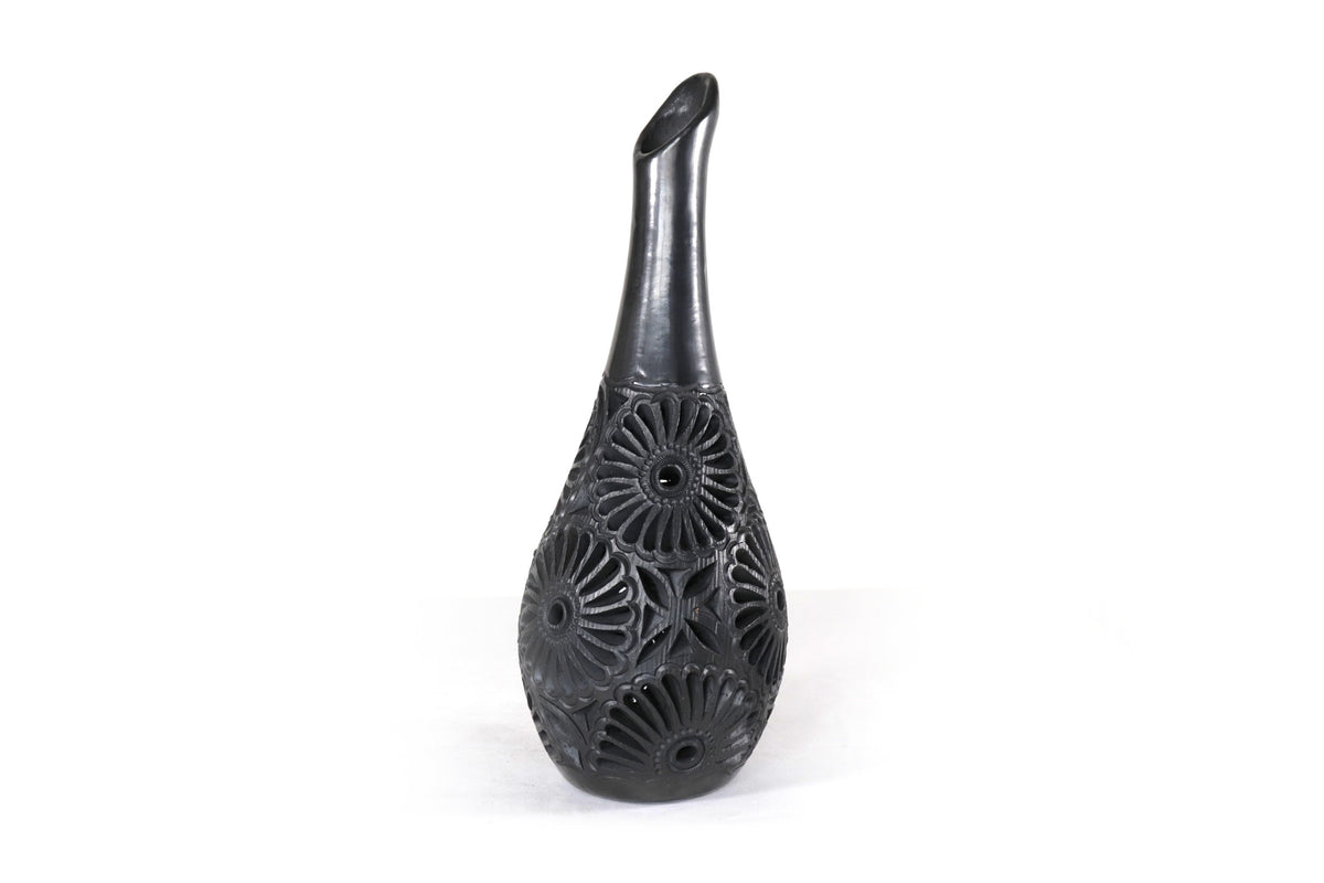 Jarrón &quot;Río chico&quot; Artesanal de Barro Negro 36 cm. 14.1 in.