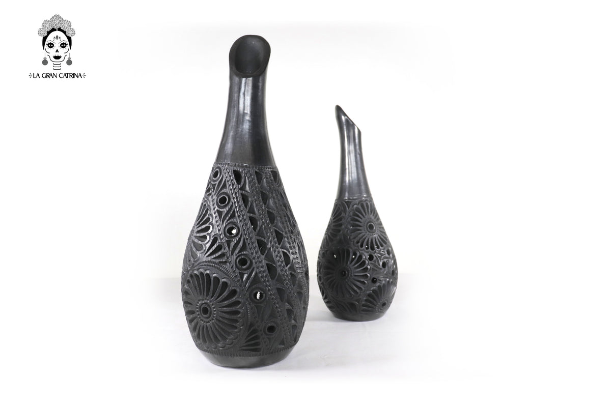 Colección Jarrones Río (Chico y Grande) Artesanales de Barro Negro 43 cm. 16.9 in. - 36 cm. 14.1 in.