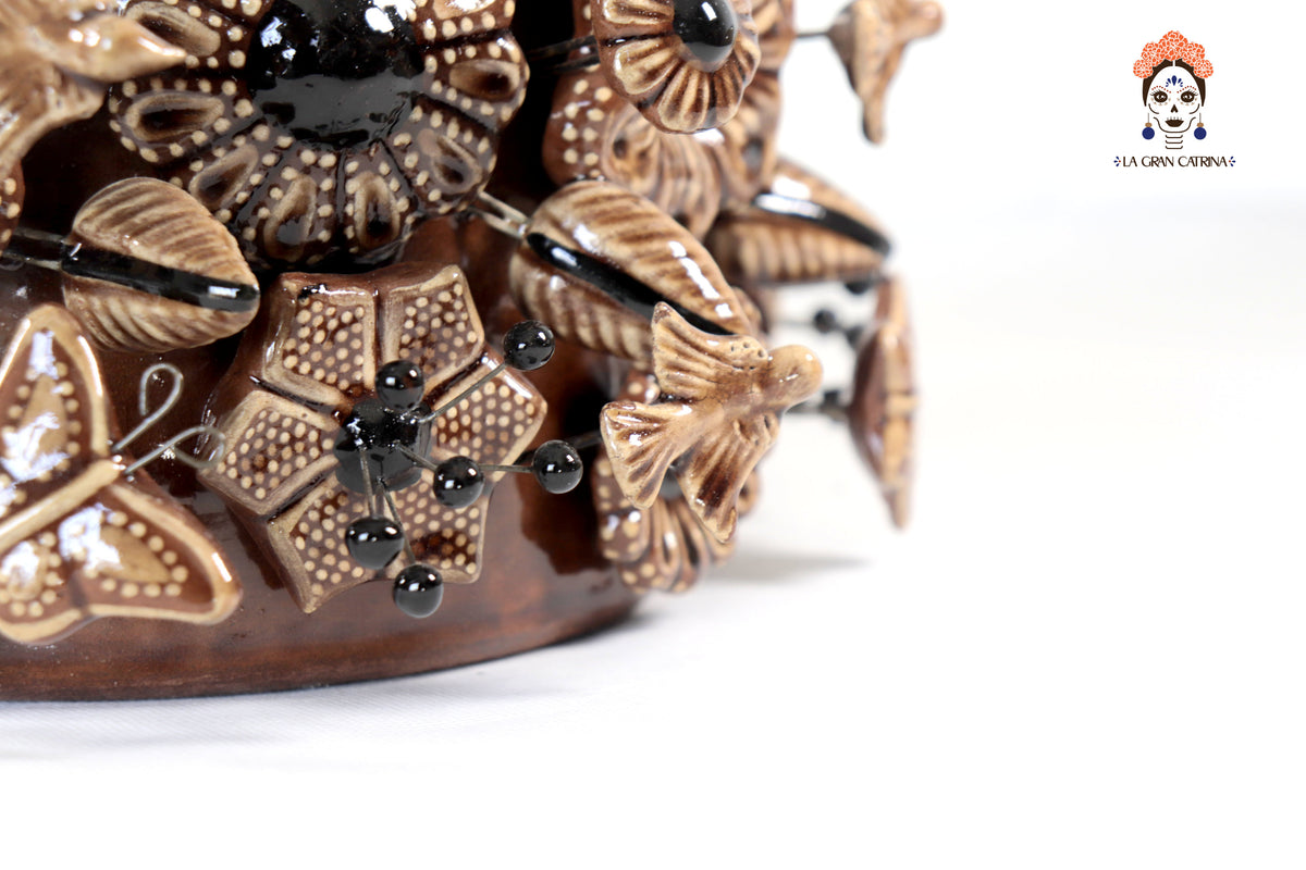 Maceta con flores y mariposas marron - Barro Vidriado - 19.5 cm 7.6 in. Vidriado Santa Fe