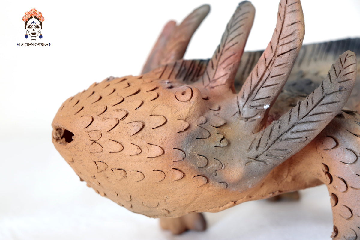 Axolote de Barro Natural - 40 Cm. 15.7 In.