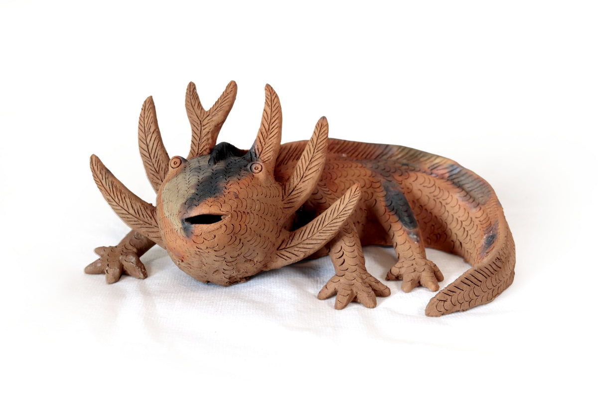Axolote II de Barro Natural - 36 Cm. 14.1 In.