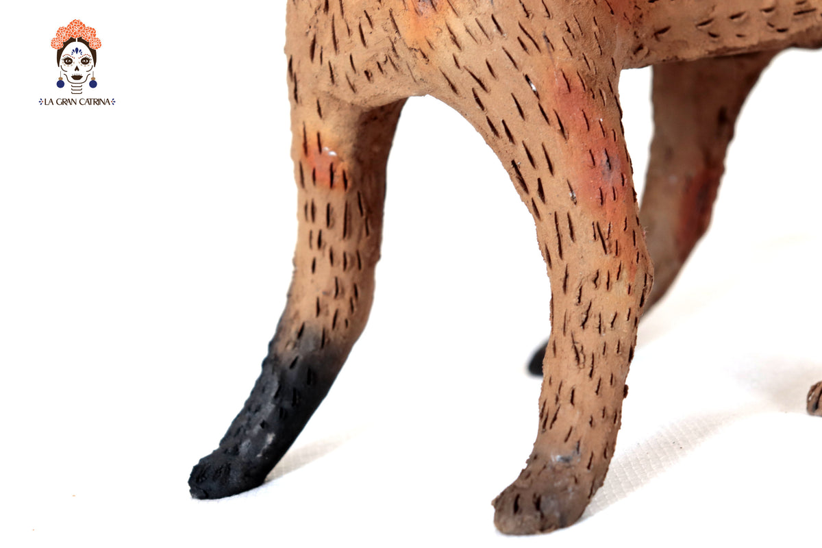 Coyotes de Barro Natural - 31 Cm. 12.2 In. - En producción Zipiajo