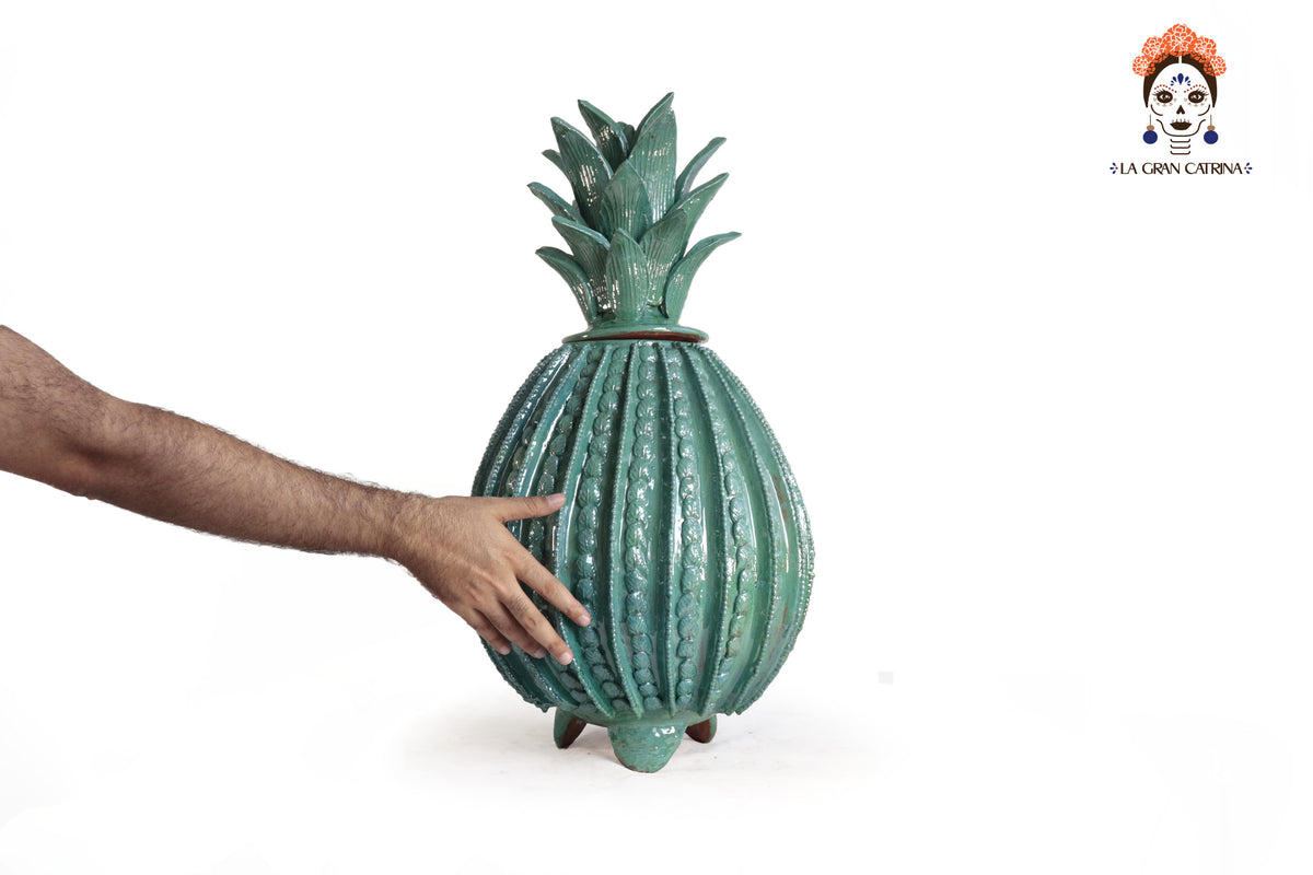Piña Michoacana Turquesa Biznaga con Hojas - 65 cm. 26 in.
