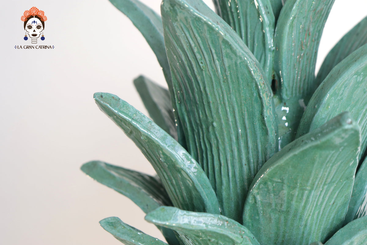 Piña Michoacana Turquesa Biznaga con Hojas - 65 cm. 26 in.