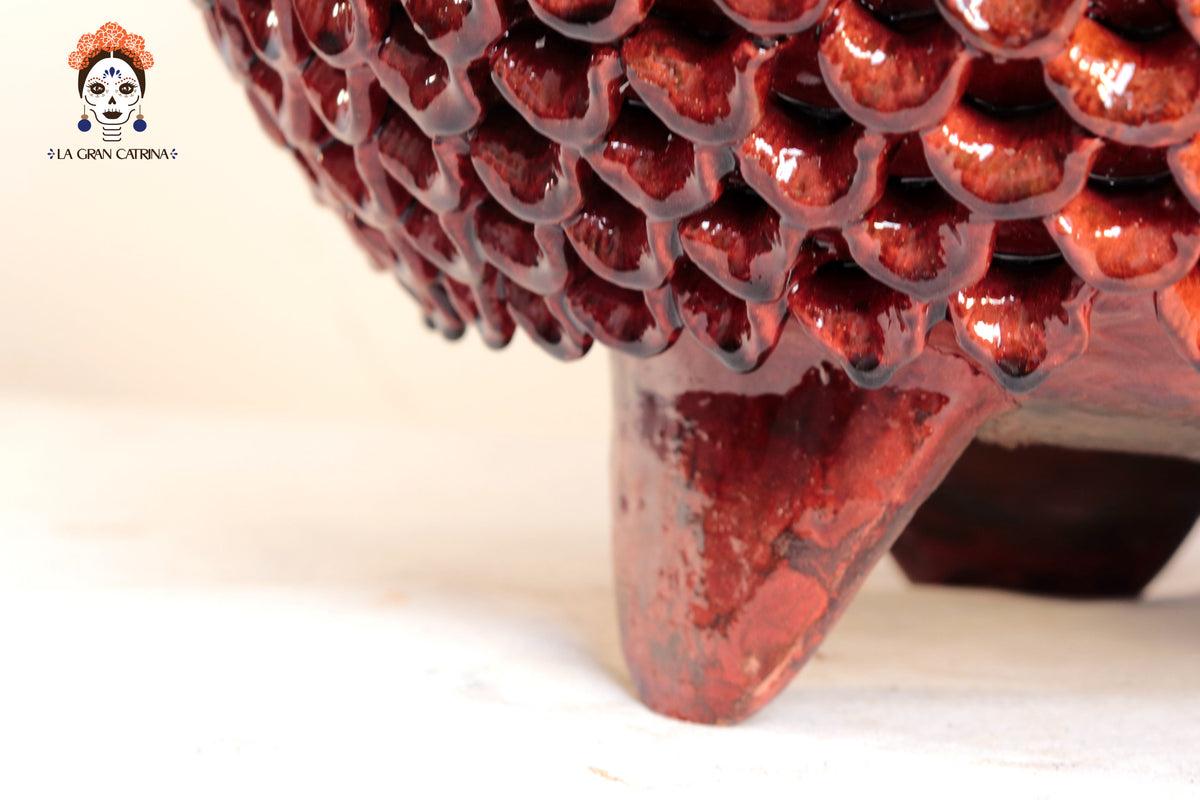 Ponchera Roja con Piña, Jarritos y Flores - 82 cm. 32.3 in. Piña