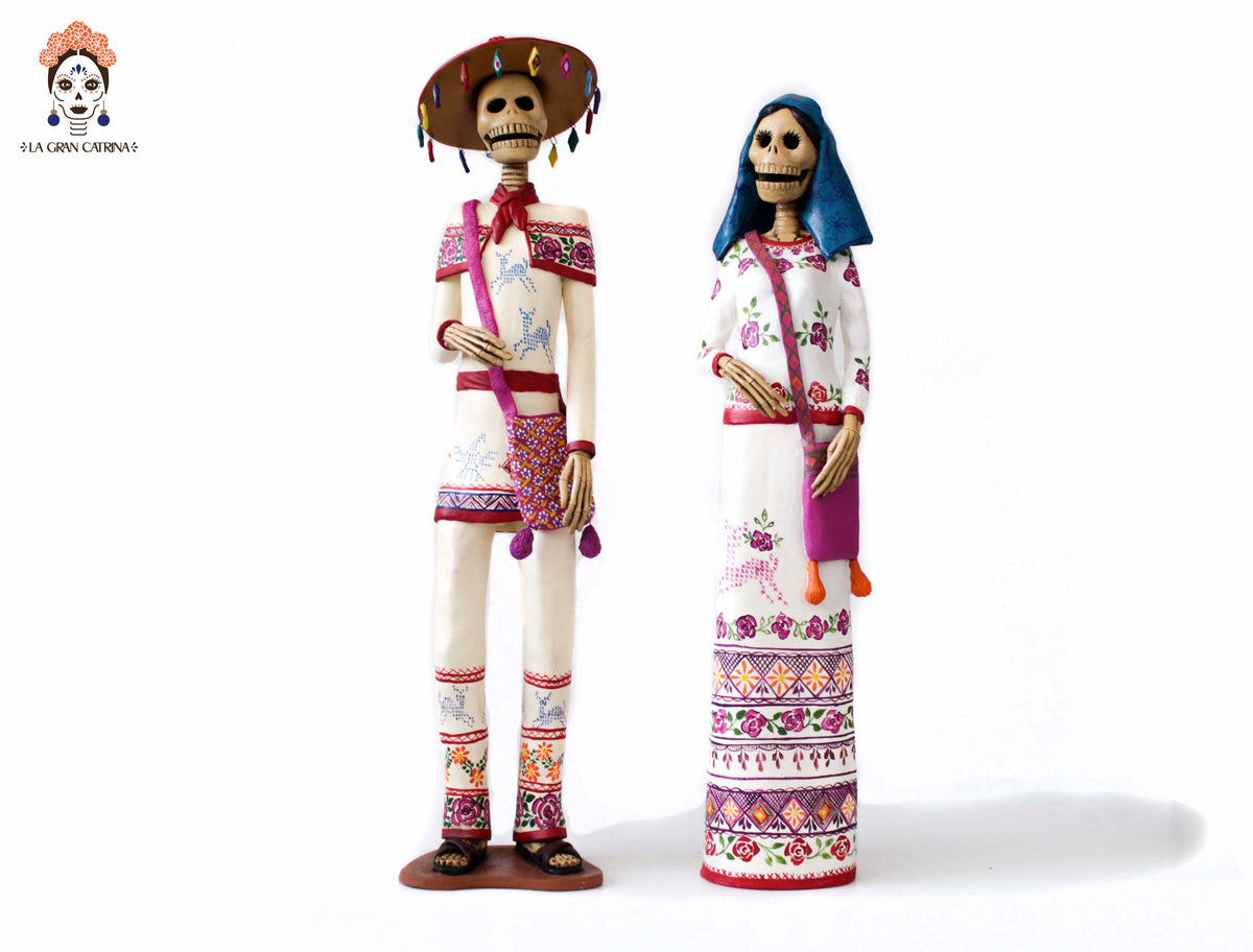 Pareja de Catrines Huicholes - 65 cm. 26 in.