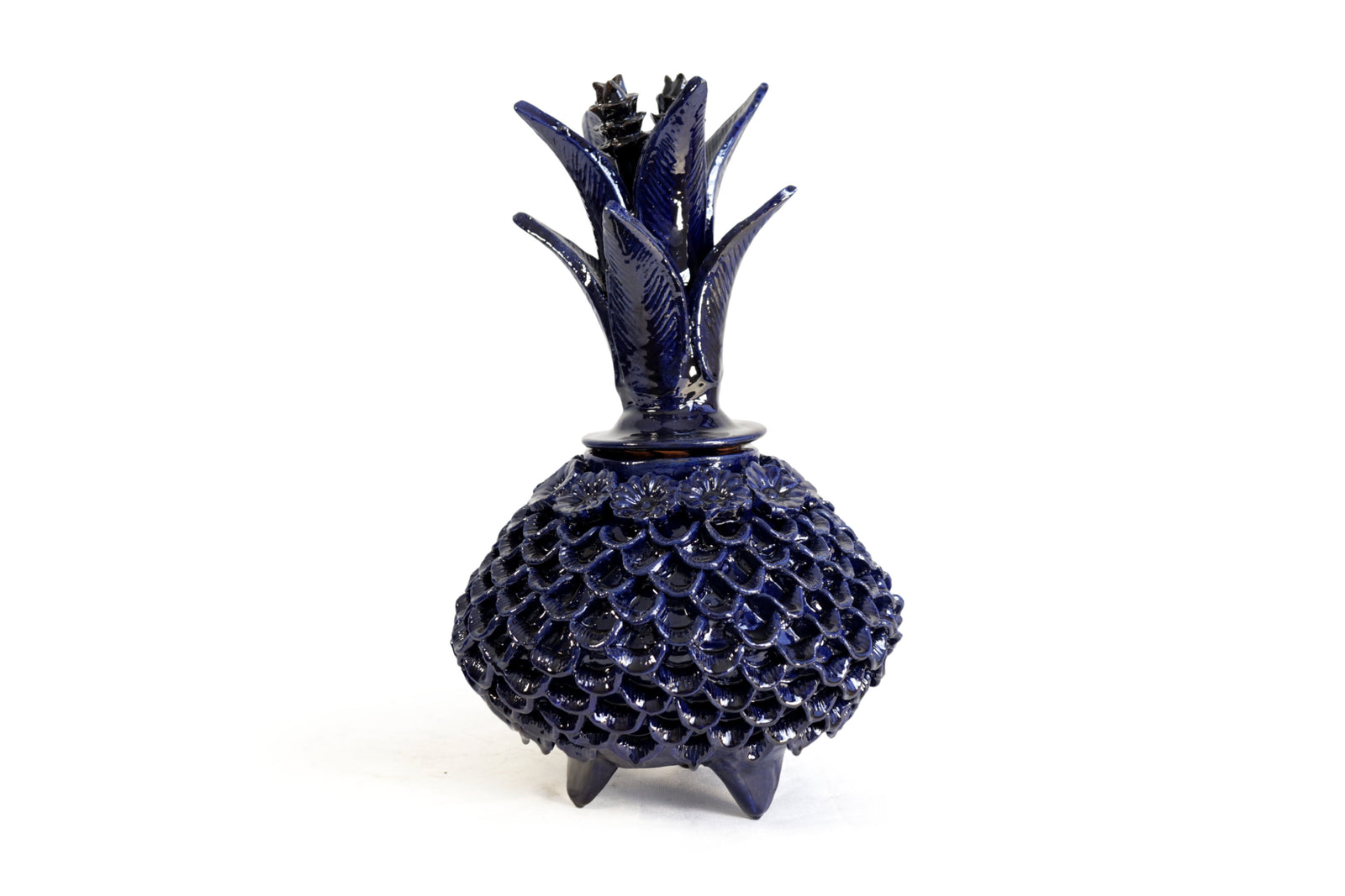 Piña michoacana de barro - Platillo de Pétalos azules con flores - 33 cm. 13 in. Piña