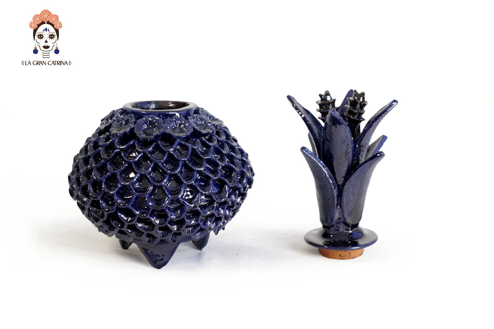 Piña michoacana de barro - Platillo de Pétalos azules con flores - 33 cm. 13 in. Piña