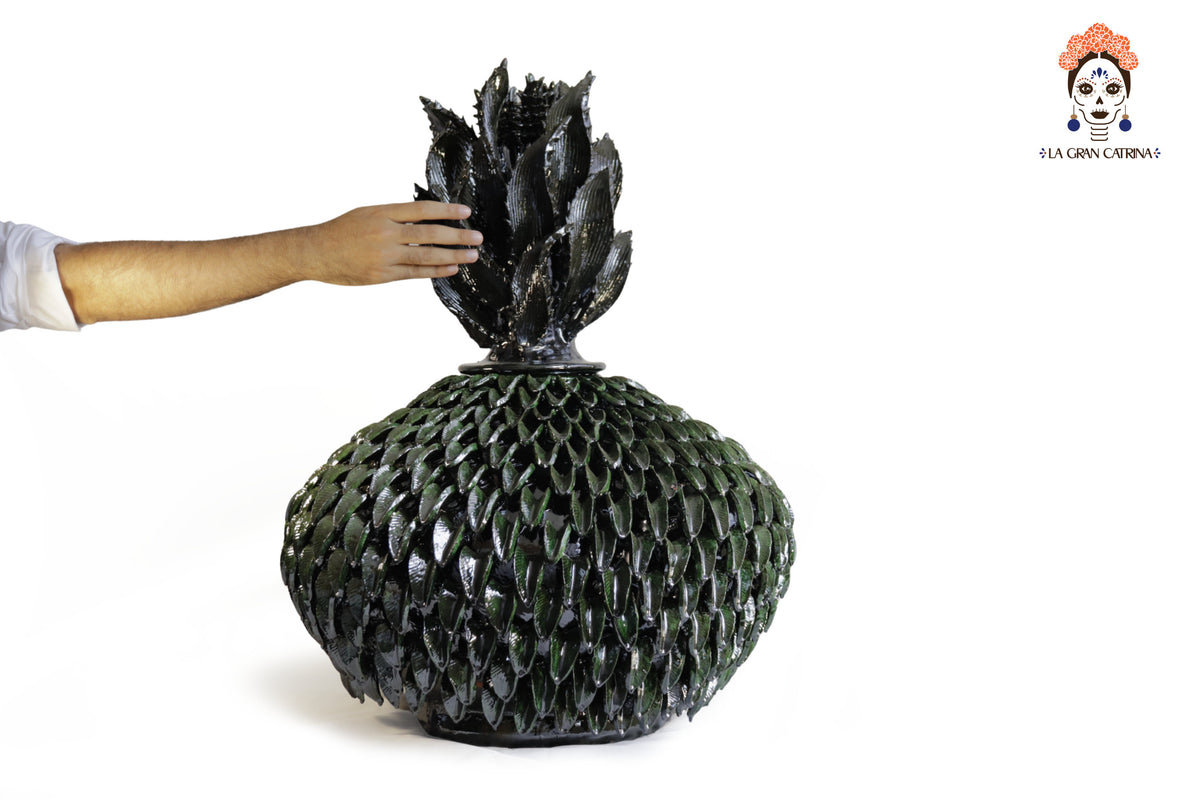 Piña michoacana de barro - 65 cm. 25.5 in. - Verde de hojas anchas Piña