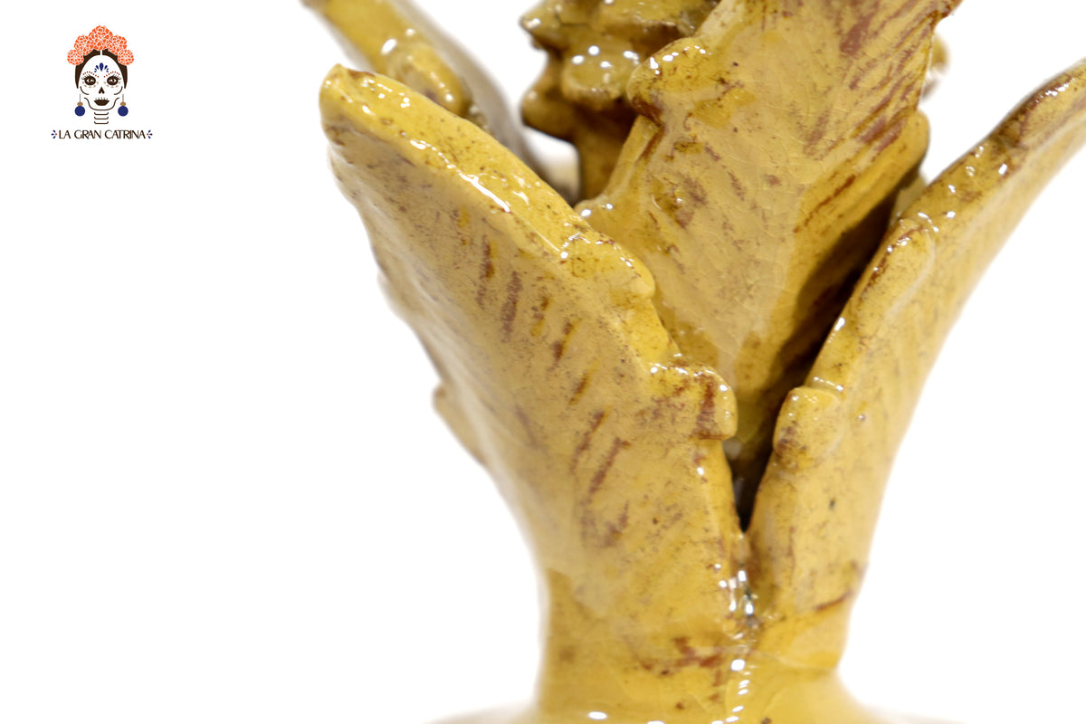 Piña amarilla de barro vidriado - 19 cm. 7.7 in.