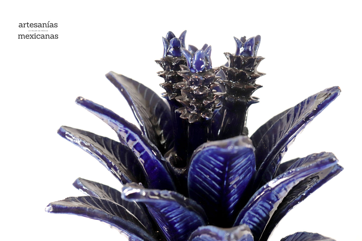 Piña michoacana de barro - Platillo azul - 57 cm. 23 in. Piña