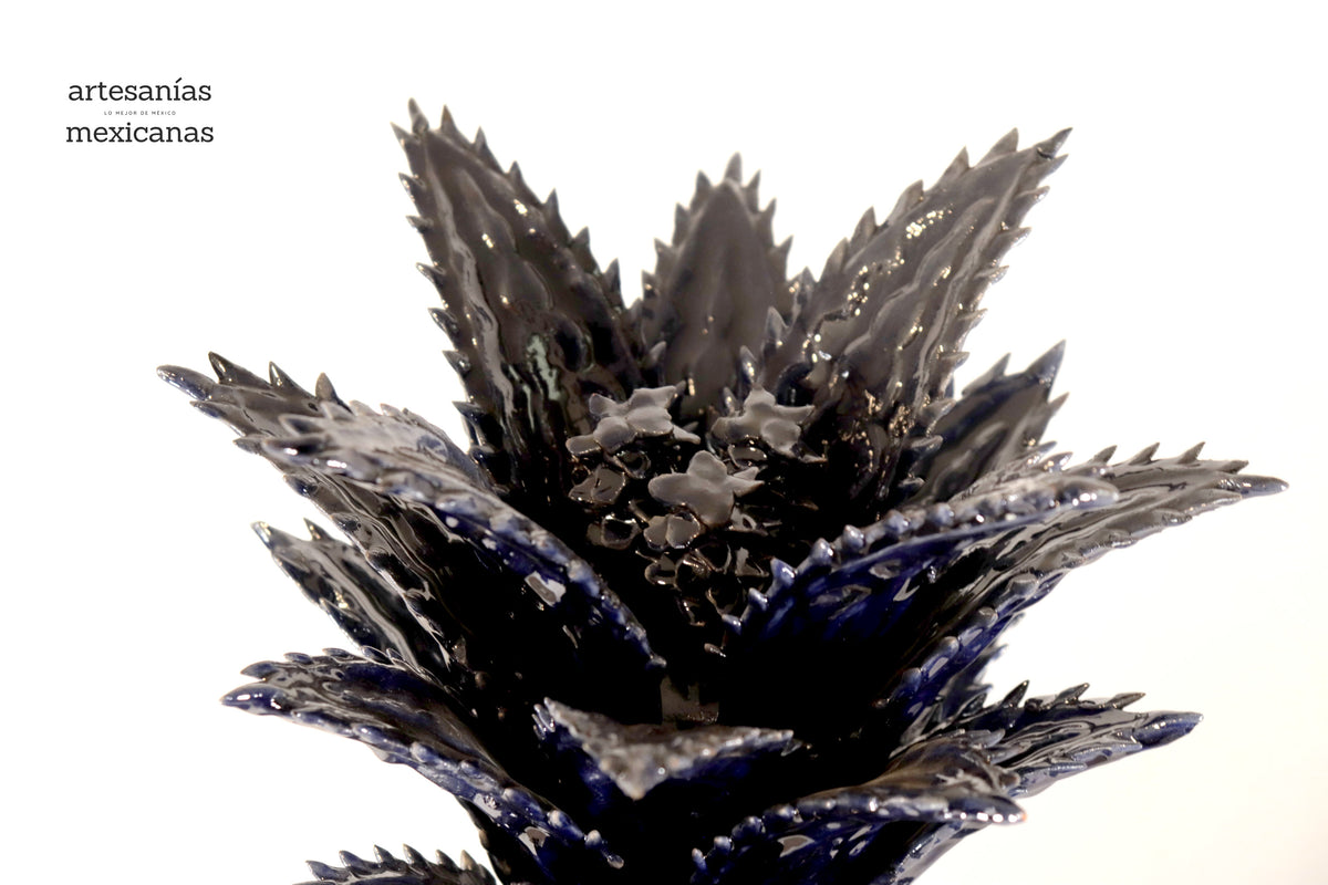 Piña michoacana de barro - Rosales azules - 69 cm. 27.7 in.