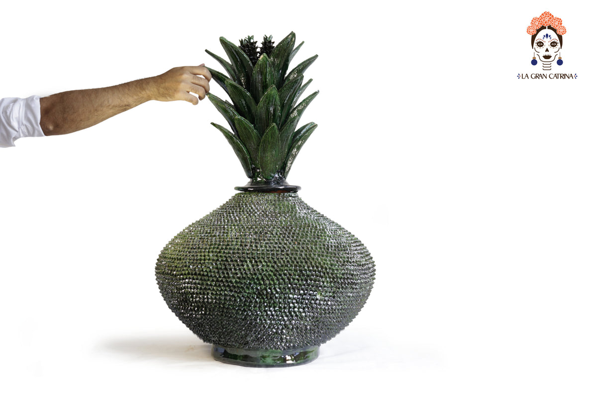 Piña michoacana de barro - 65 cm. 25.5 in. - Verde de picos Piña