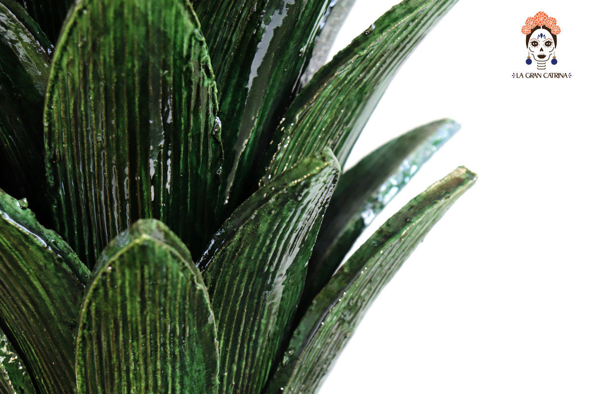 Piña michoacana de barro - 65 cm. 25.5 in. - Verde de picos Piña