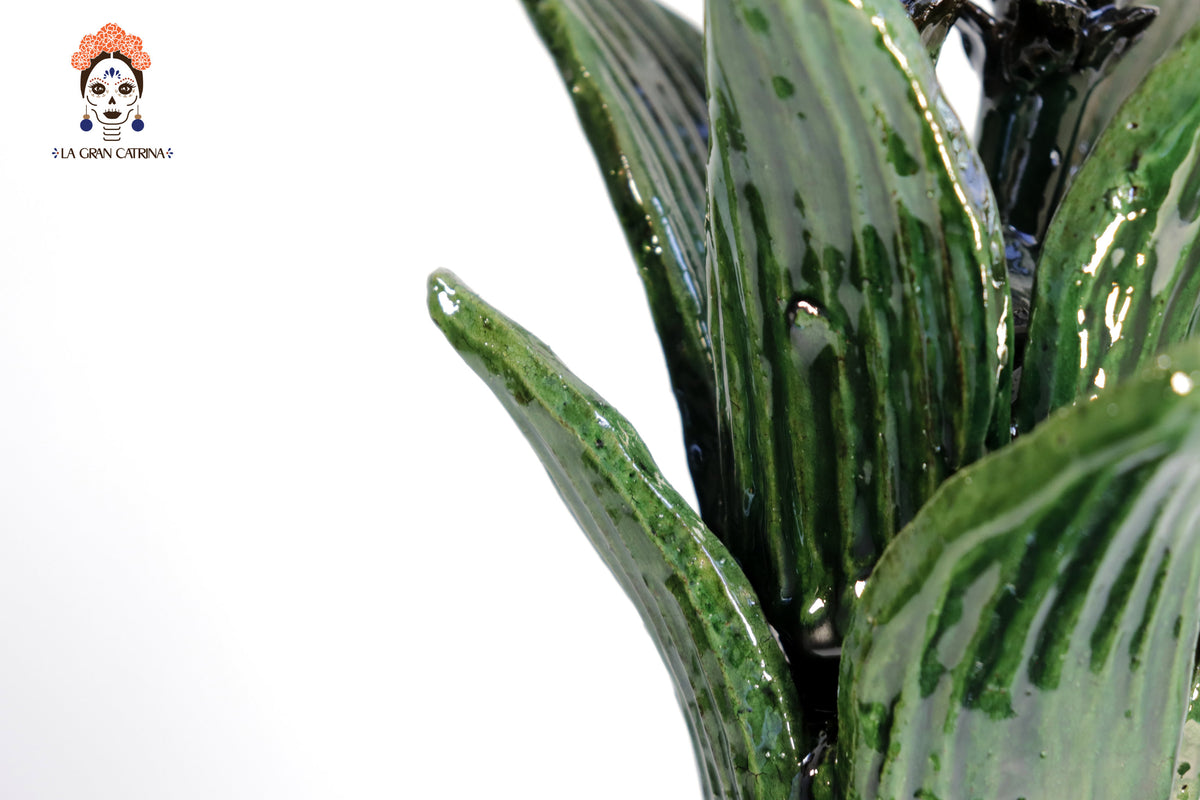Piña michoacana de barro - Pétalos verdes - 33 cm. 13 in. Piña
