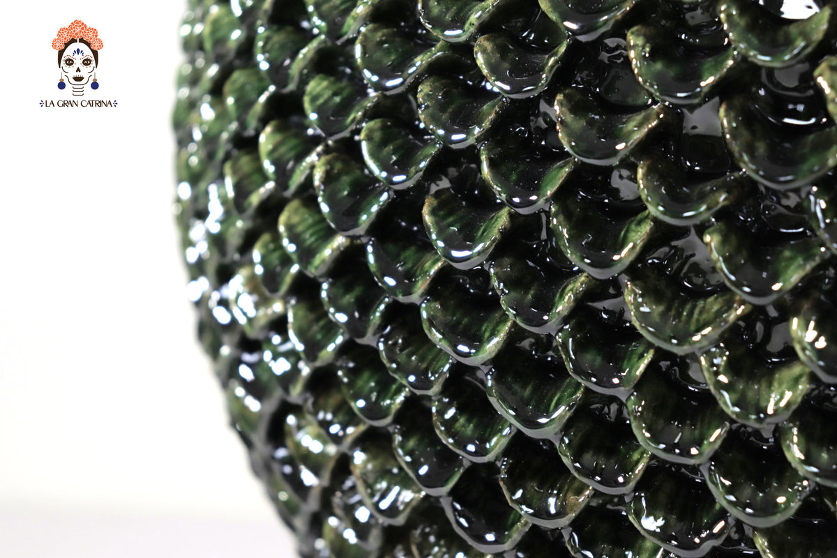 Piña michoacana de barro - 65 cm. 26 in. - Pétalos Verdes