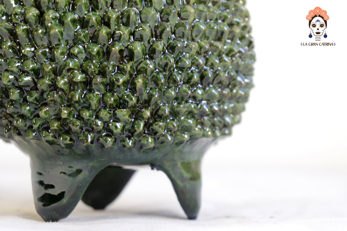 Piña michoacana de barro - Picos verdes - 28 cm. 11 in.